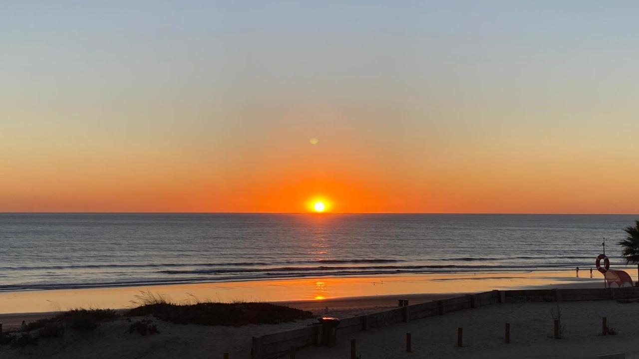 Rock's Spot Front Costa da Caparica